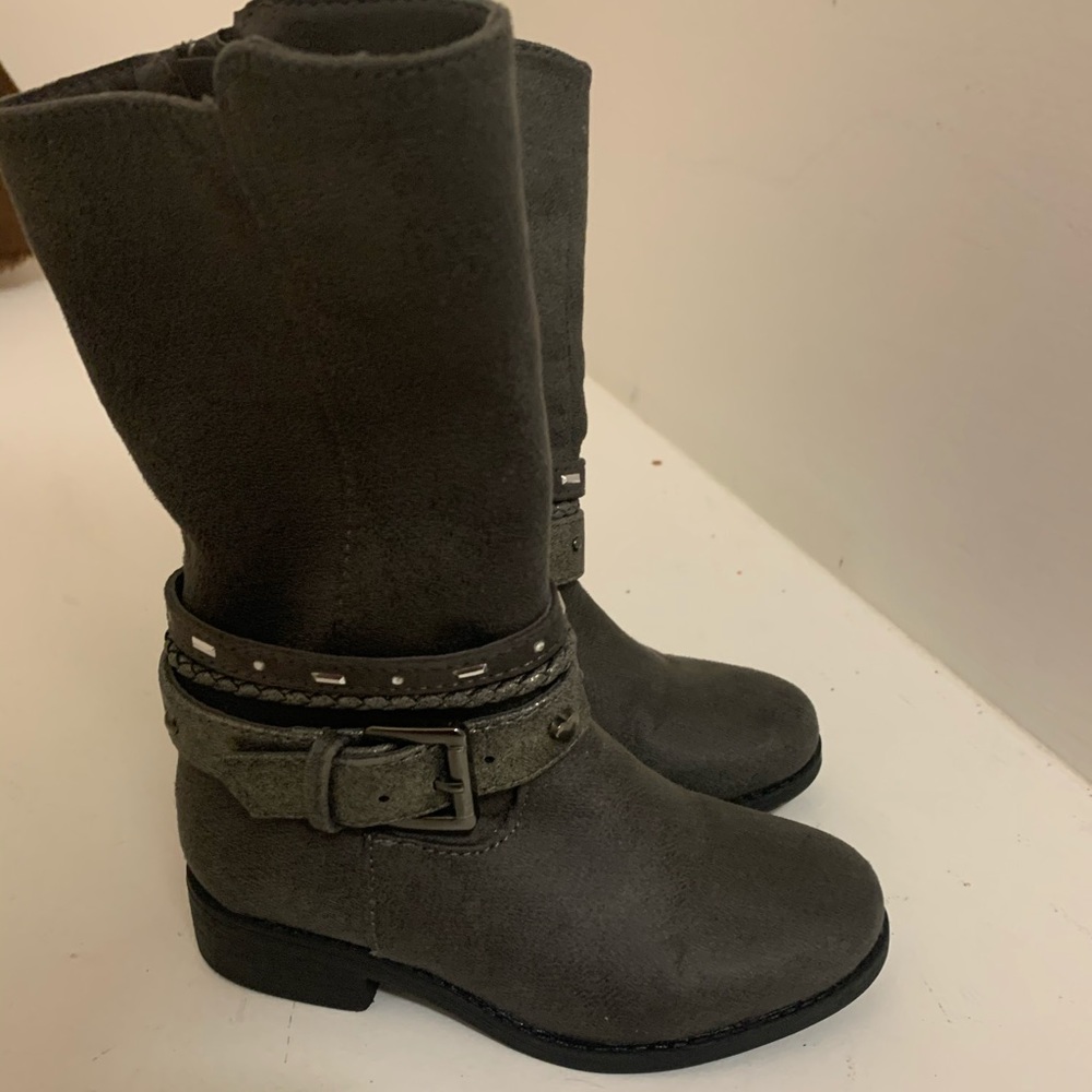 Girls Toddler boots size 8